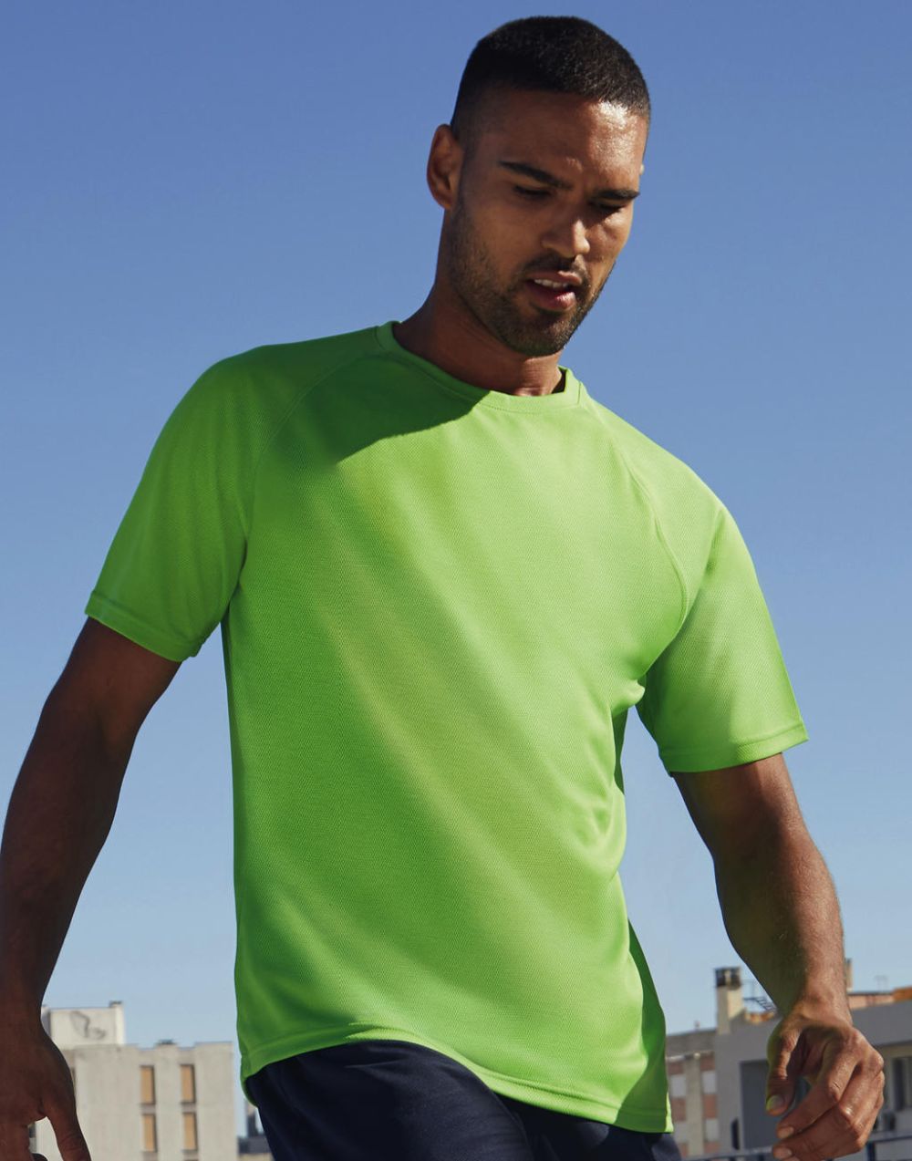 Camisetas técnicas fruit of the loom técnica performance hombre con logo vista 1