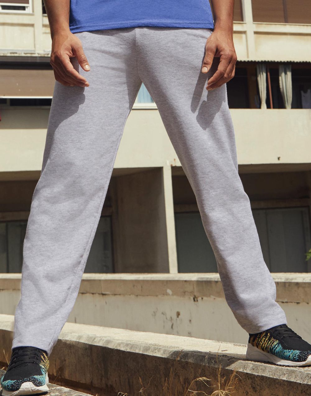 Pantalones técnicos fruit of the loom ligero vista 1