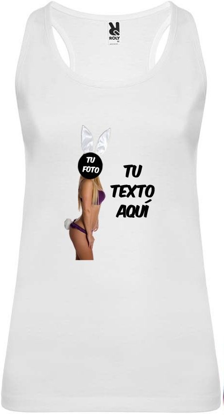 Camiseta blanca de tirantes para despedida de soltera con diseño de conejita vista 1